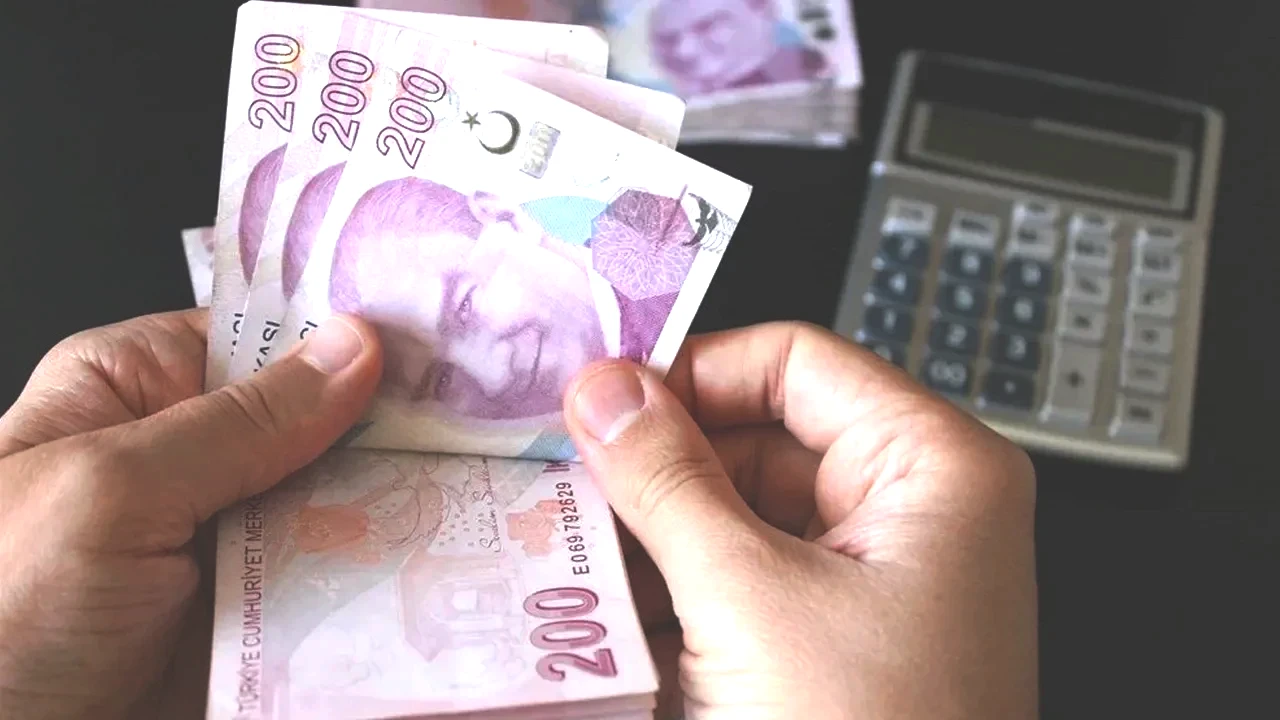 SGK Başuzmanı İsa Karakaş memur ve emekli zammını hesapladı! En düşük maaş ne kadar olacak?