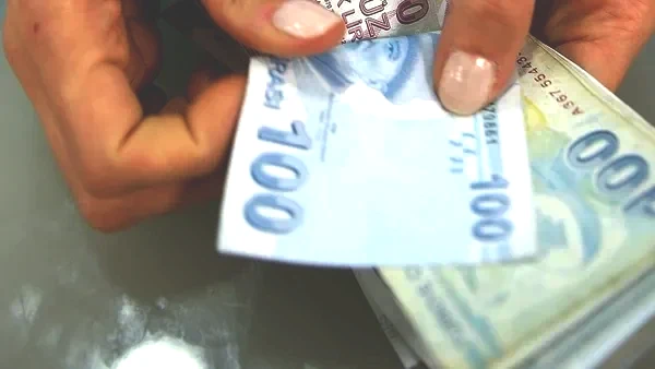 son-dakika-asgari-ucret-surpriz-teklif-hukumetten-icin-551-formulu-iste-masadaki-zam-oranlari-1764736749094.jpg