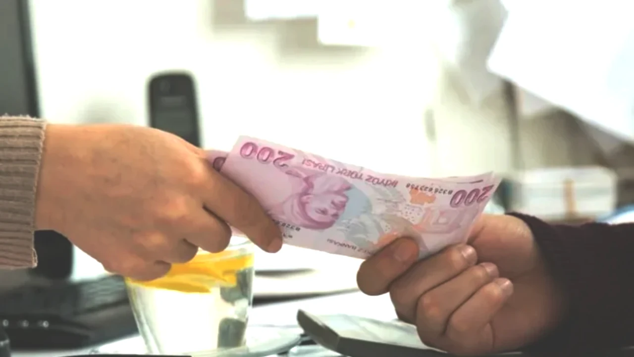 Memur ve Emekli Sandığı Emeklilerine Ocak'ta Çarpıcı Zam! Beş Aylık Verilerle Artış Belli Oldu