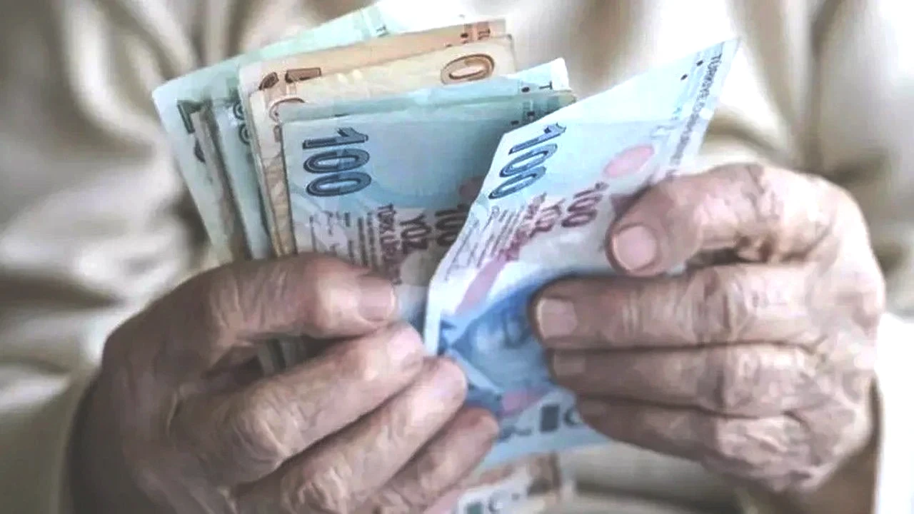 2026 emekli zammı netleşiyor: İşte en düşük emekli maaşı için 5 farklı zam tablosu - Sayfa 16