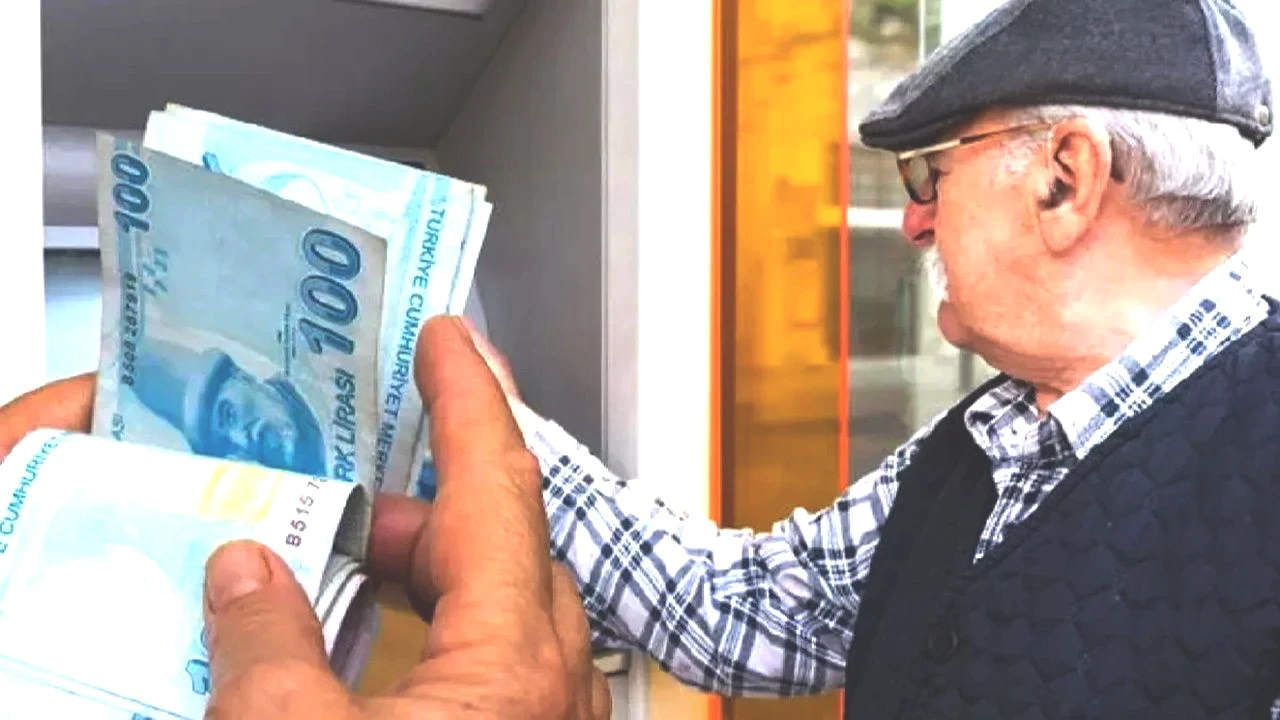 2026 emekli zammı netleşiyor: İşte en düşük emekli maaşı için 5 farklı zam tablosu - Sayfa 11