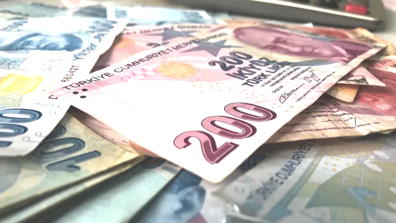 Emekli Maaşlarında Şok Zam Oranı! En Düşük Tutar Ne Olacak?