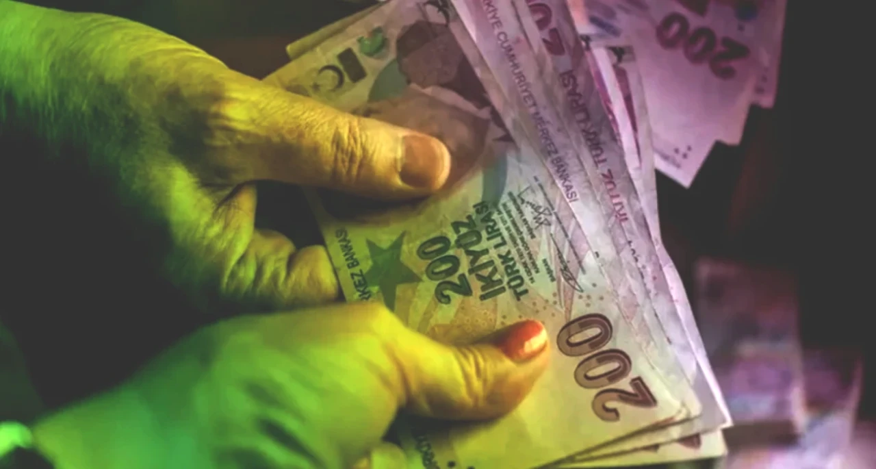 Emekli Maaşlarına Yeni Zam Müjdesi! Ocak 2026 Enflasyon Farkı Oranı Belli Oldu!